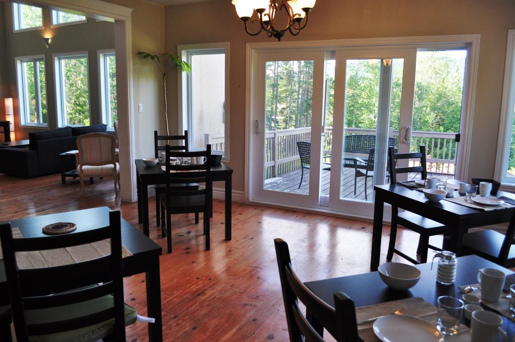 La Taniere De L'Ours Hotel Saint-Donat-de-Montcalm Bilik gambar