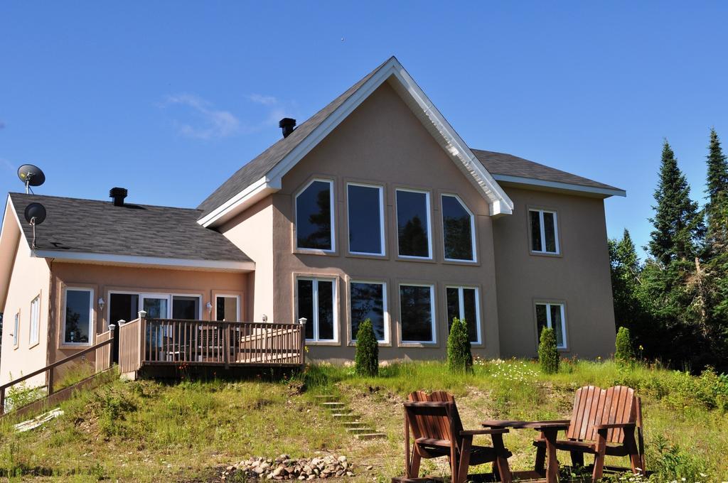 La Taniere De L'Ours Hotel Saint-Donat-de-Montcalm Luaran gambar