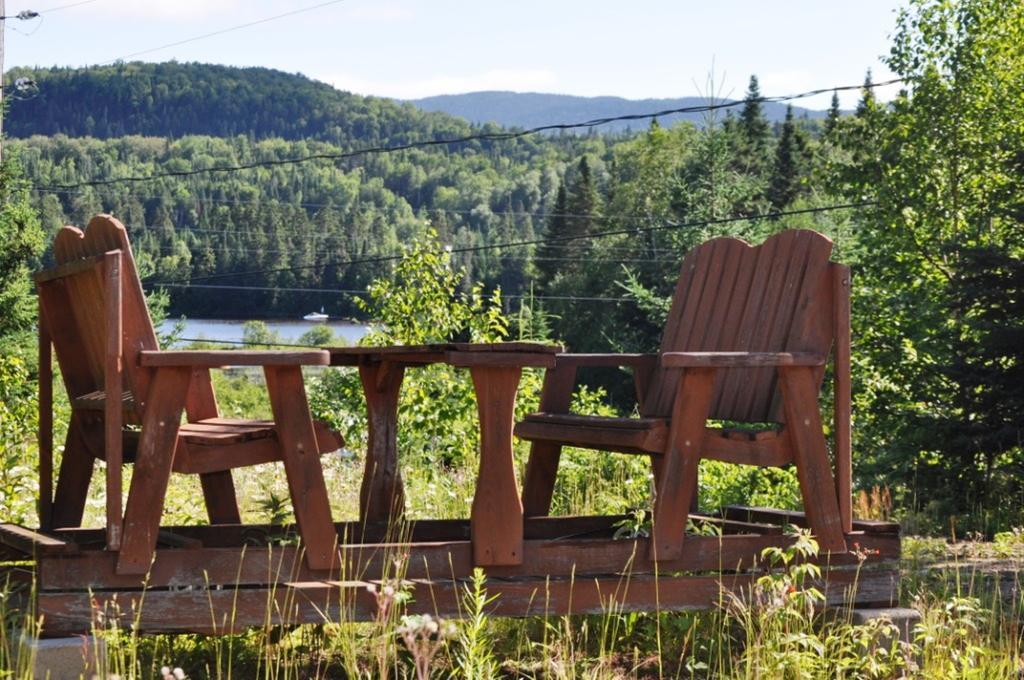 La Taniere De L'Ours Hotel Saint-Donat-de-Montcalm Luaran gambar